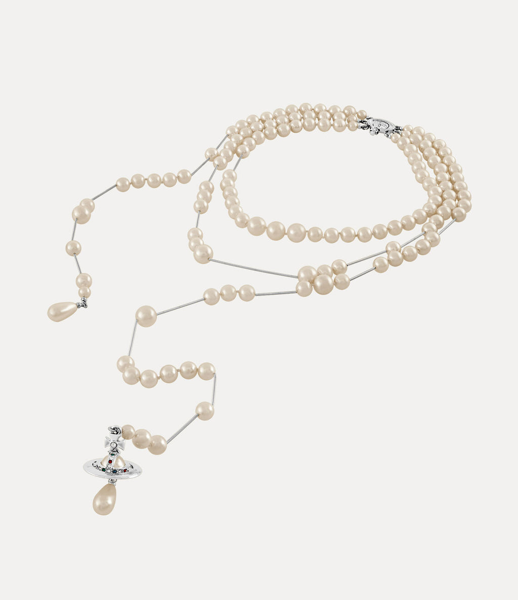 Collar de perlas rotas plateado